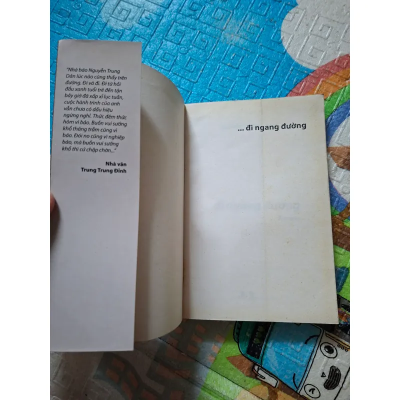 ... đi ngang đường 933347