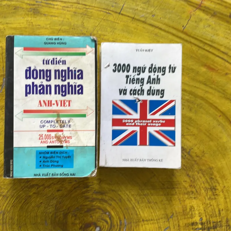 COMBO TỪ ĐIỂN ĐỒNG NGHĨA PHẢN NGHĨA ANH-VIỆT & 3000 ngữ động từ tiếng Anh và cách dùng 962953