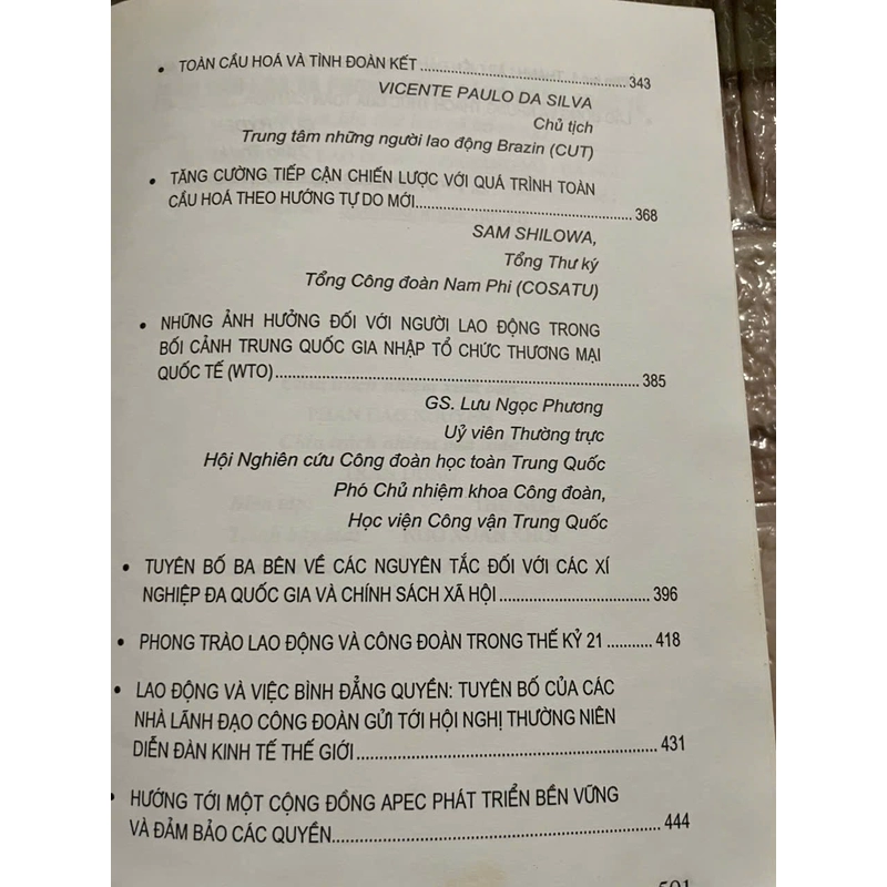 Toàn cầu hóa và phong trào công đoàn quốc tế - Sách kinh tế, địa chính trị 460972