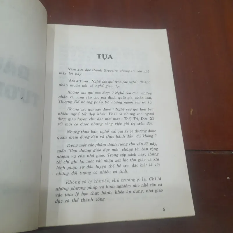 Hoàng Xuân Việt - ĐẦU TƯ TƯƠNG LAI 753730