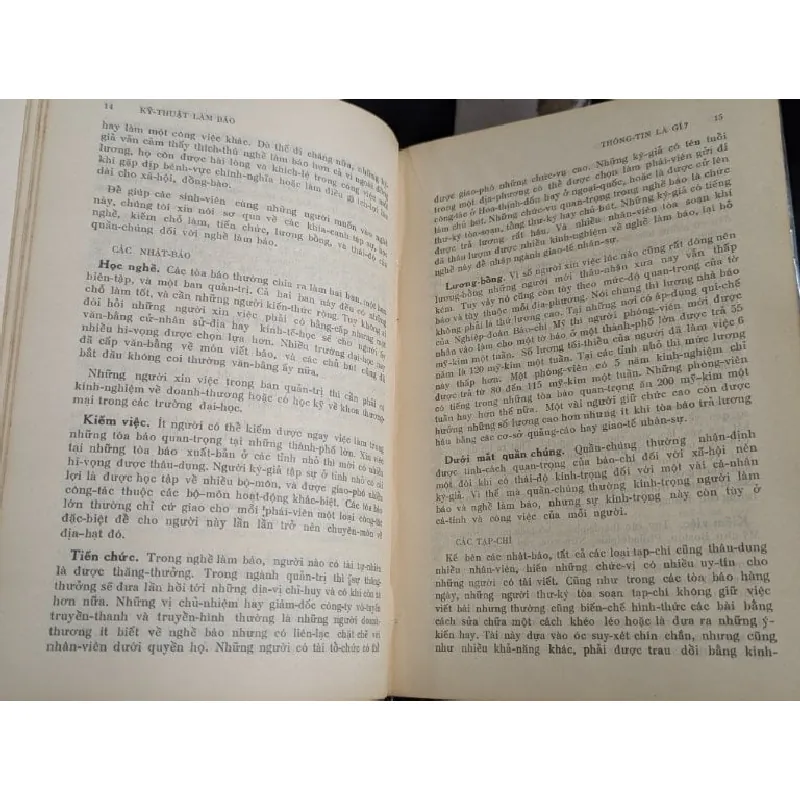 Kỹ thuật làm báo -F.Fraser Bond ( bản dịch Nguyễn Ngọc Phách ) 727106