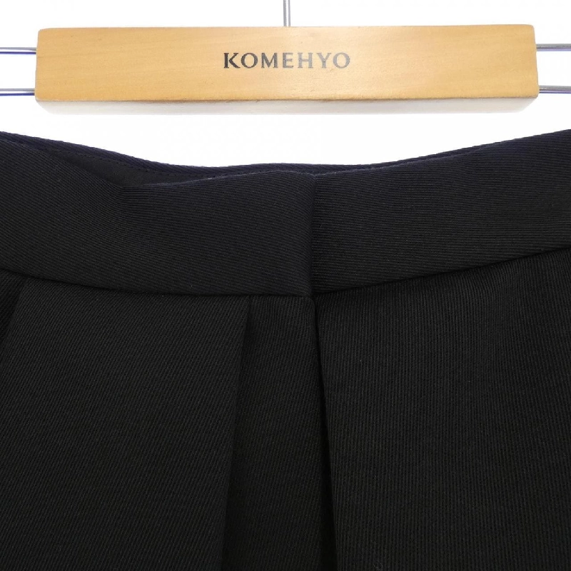 Chân váy LOUIS VUITTON - Hàng hiệu Authentic 825467