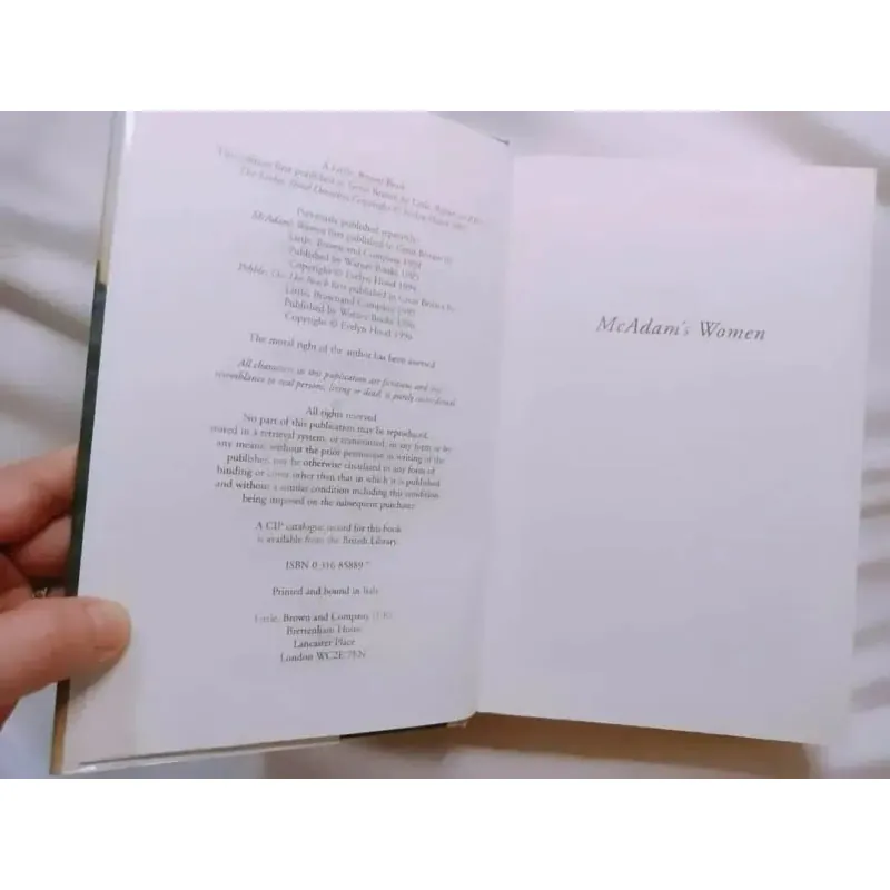 Omnibus - Evelyn Hood 756962