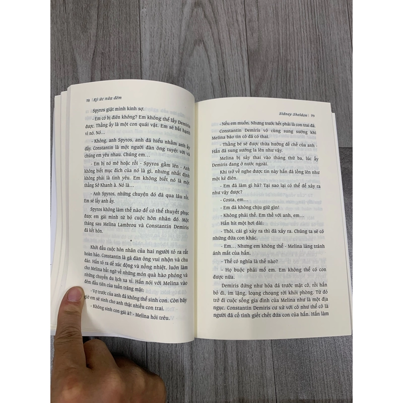 Ký ức nửa đêm - Sidney Sheldon. 1a5 518477