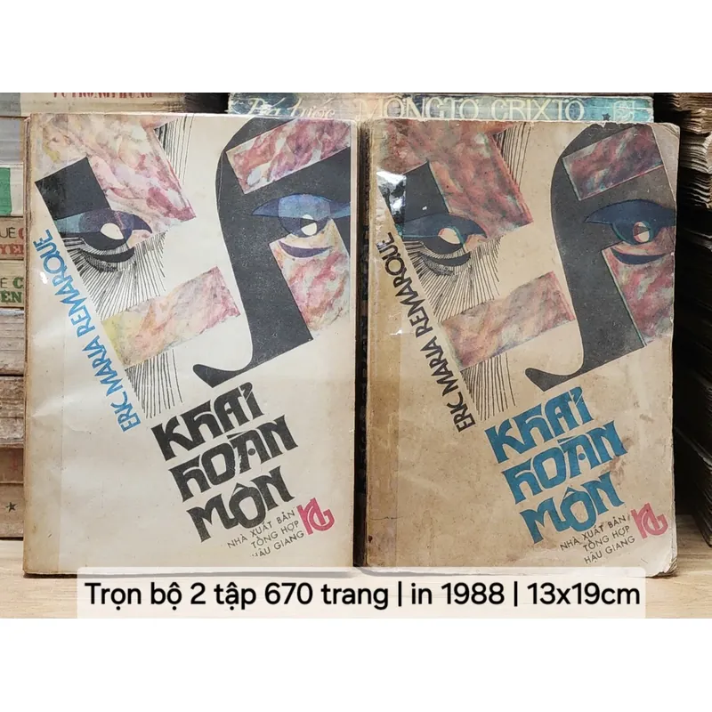 Trọn bộ 2 tập tiểu thuyết KHẢI HOÀN MÔN, nhà văn Erich Maria Remarque 705069