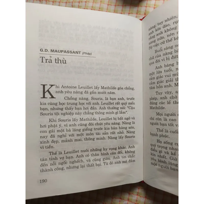 MA THUẬT • Nhiêu Khê tuyển chọn - Tập Truyện Ngắn Nước Ngoài Chọn Lọc 779172