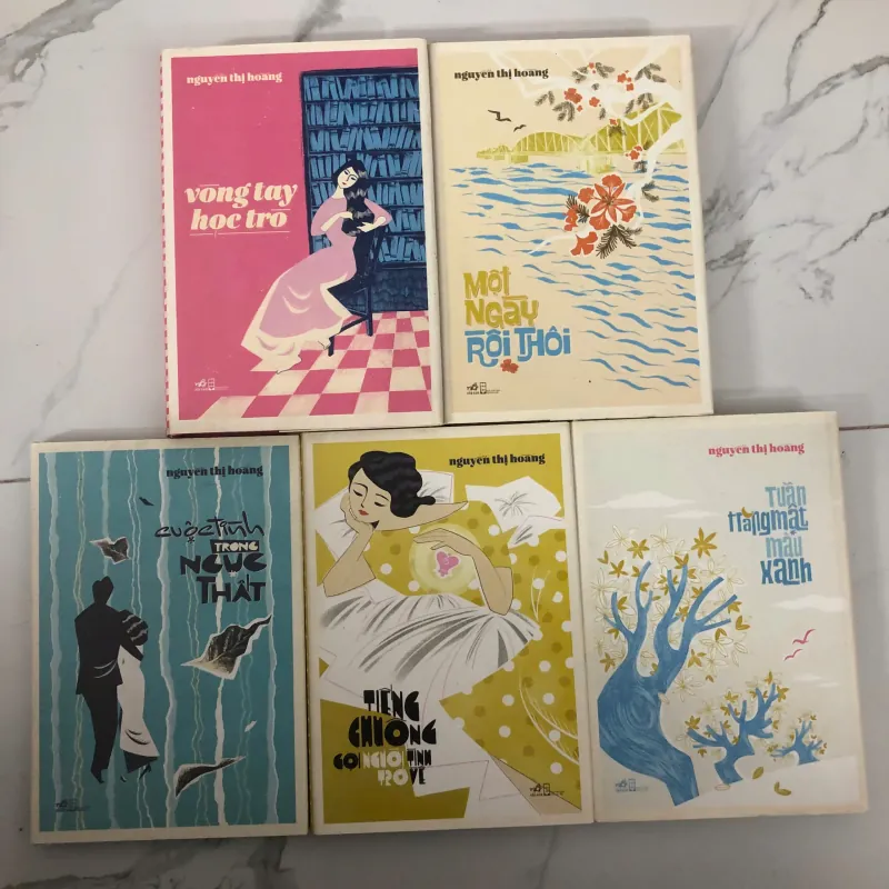 Vòng tay học trò, Một ngày rồi thôi, Cuộc tình trong ngục thất, Tuần trăng mật màu xanh 779761