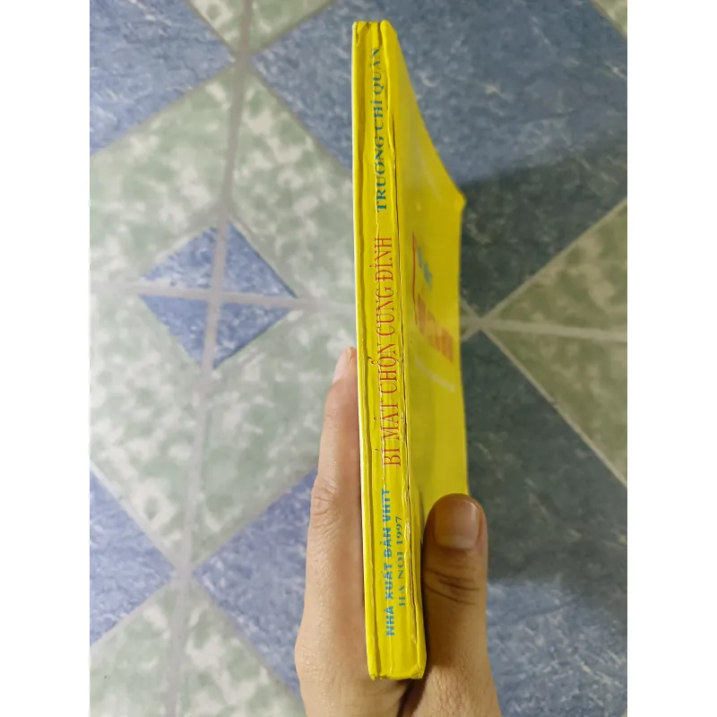 Bí mật chốn cung đình - chuyện các vị vua Trung Quốc - Trương Chí Quân 756029