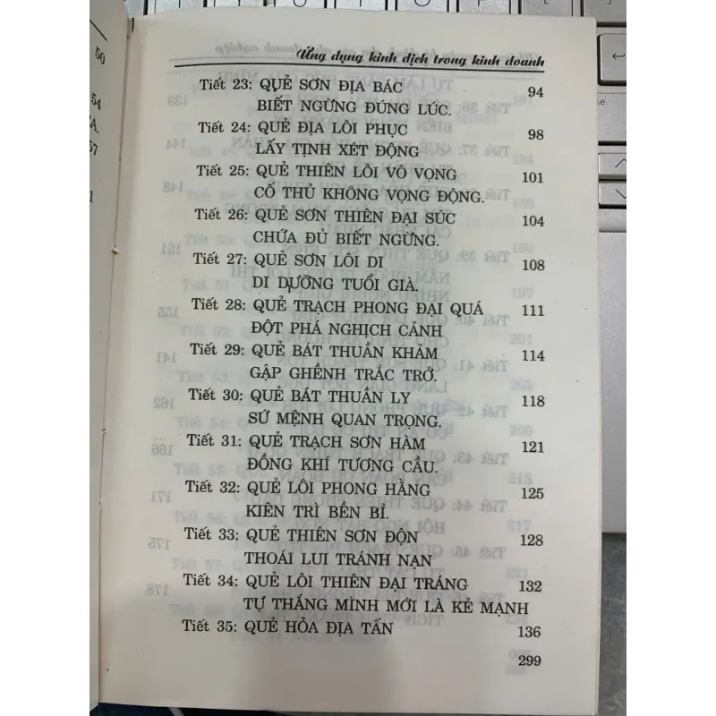 ỨNG DỤNG KINH DỊCH TRONG KINH DOANH - NGUYỄN NGUYÊN QUÂN & HỒNG KHÁNH (BIÊN DỊCH) 776755