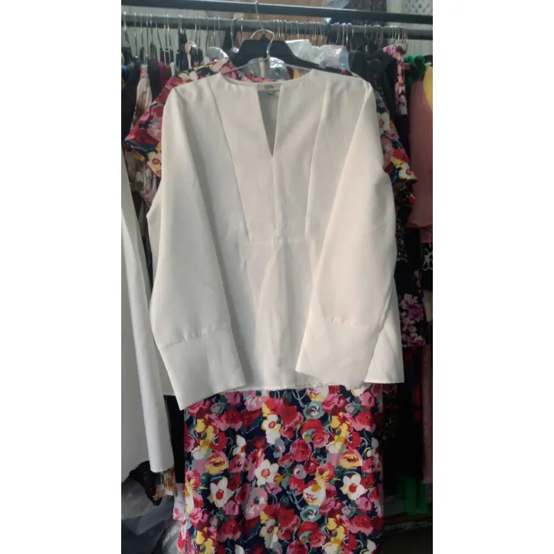 Set đầm trắng size S giá 75k 1009435