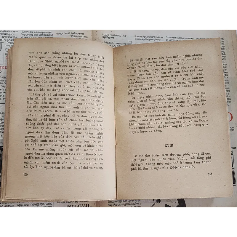 BA LẦN BỊ KẾT ÁN (Tiểu thuyết về Georgi Dimitrov)  726876