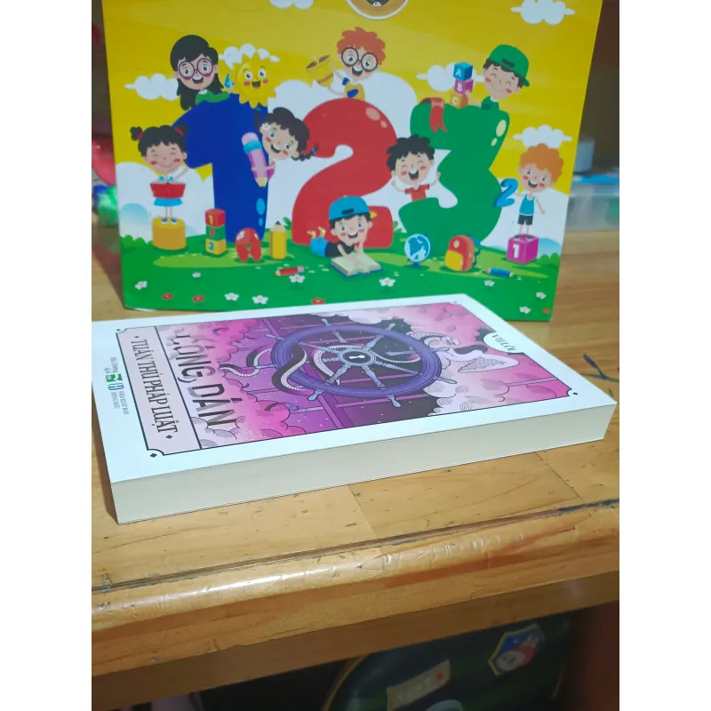 Công Dân Tuân Thủ Pháp Luật ----Vu Lôi 1024034