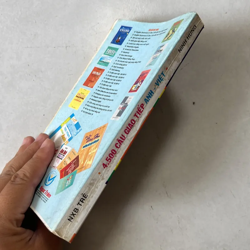 100 tình huống giao tiếp Tiếng Anh hiện đại 590482