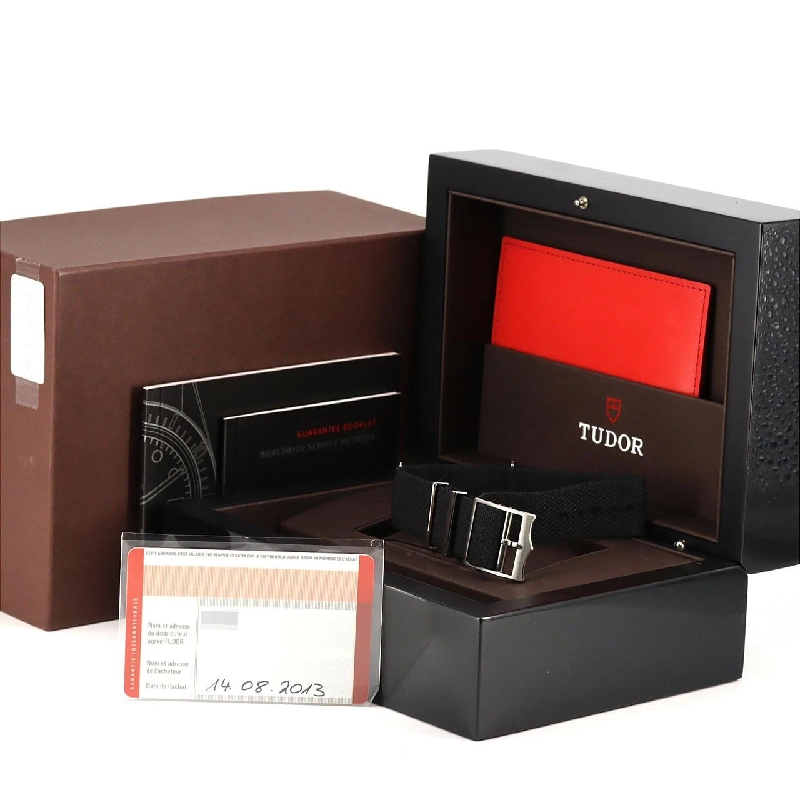 Tudor Heritage Black Bay 79220R SS Automatic - Hàng hiệu Chính hãng 880358