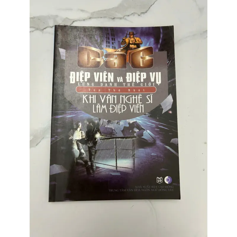 Các Điệp Viên Và Điệp Vụ Lừng Danh Thế Giới – Tập 1: Khi Văn Nghệ Sĩ Làm Điệp Viên 689130