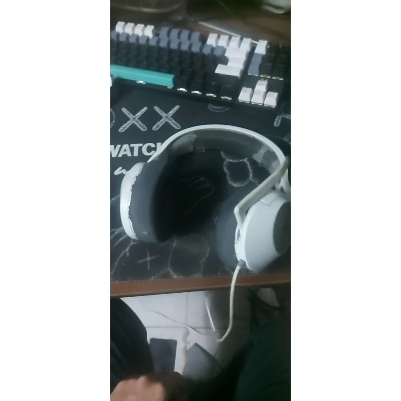 Tai nghe có dây Corsair HS55 Stereo (Carbon - White) 631458