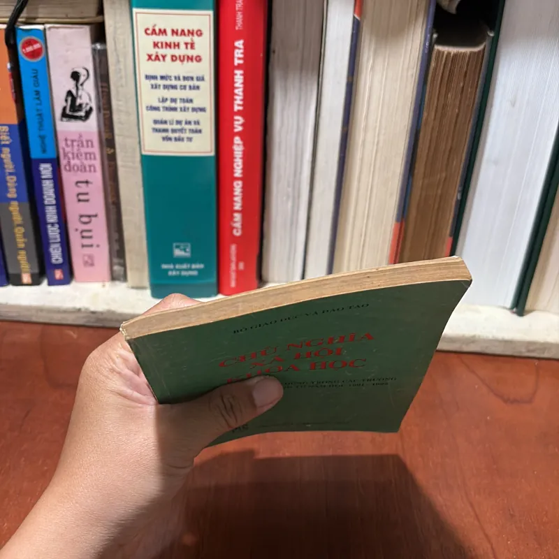 II Giáo Trình: Chủ Nghĩa Xã Hội Khoa Học - 2001 757917