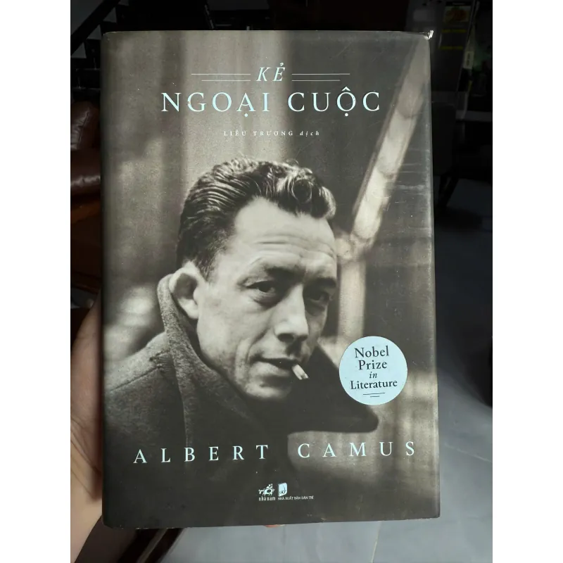 Kẻ Ngoại Cuộc – Albert Camus | Tiểu thuyết kinh điển đoạt Nobel Văn học 972229