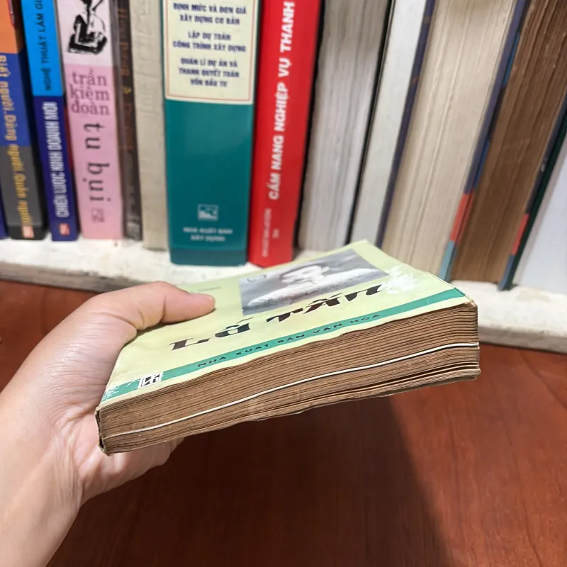 II Sách Xưa: Lỗ Tấn (Văn Học Trung Quốc) - Trương Chính - 1977 778731