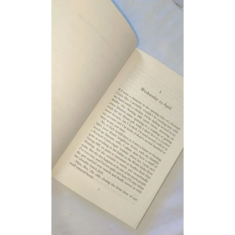 Romance / Contemporary Fiction – Annie Robertson | FOUR WEDDINGS AND A FESTIVAL 749575