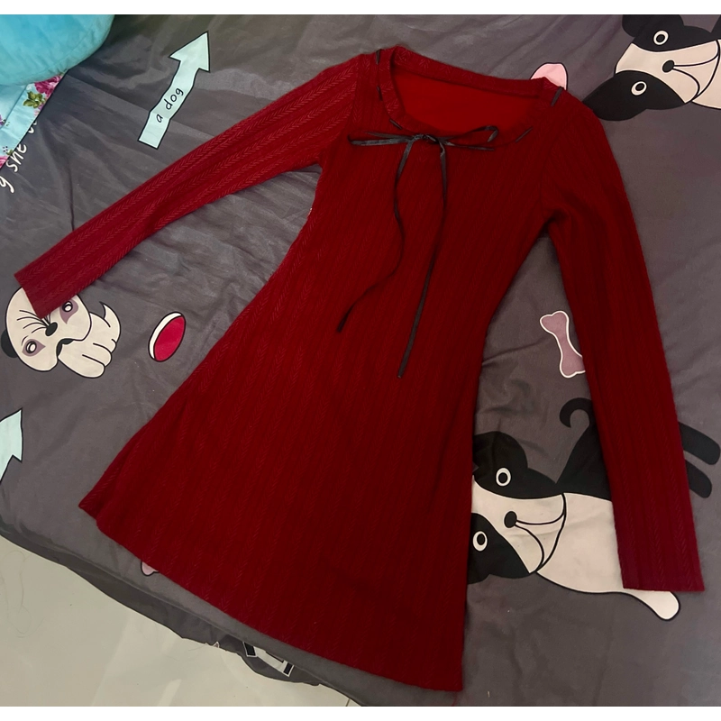 E thanh lý dọn tủ quần áo váy mới từ 80-95% siu xinhh, mn ủnh hộ e nhé❤️❤️ 500400