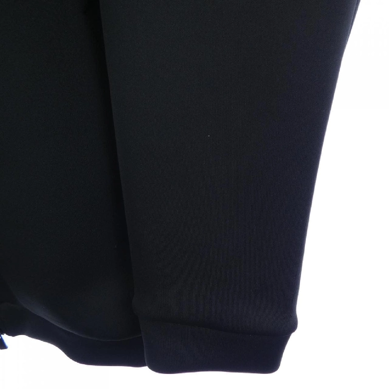 Áo khoác ADIDAS IX8362 - Hàng hiệu Chính hãng 881137