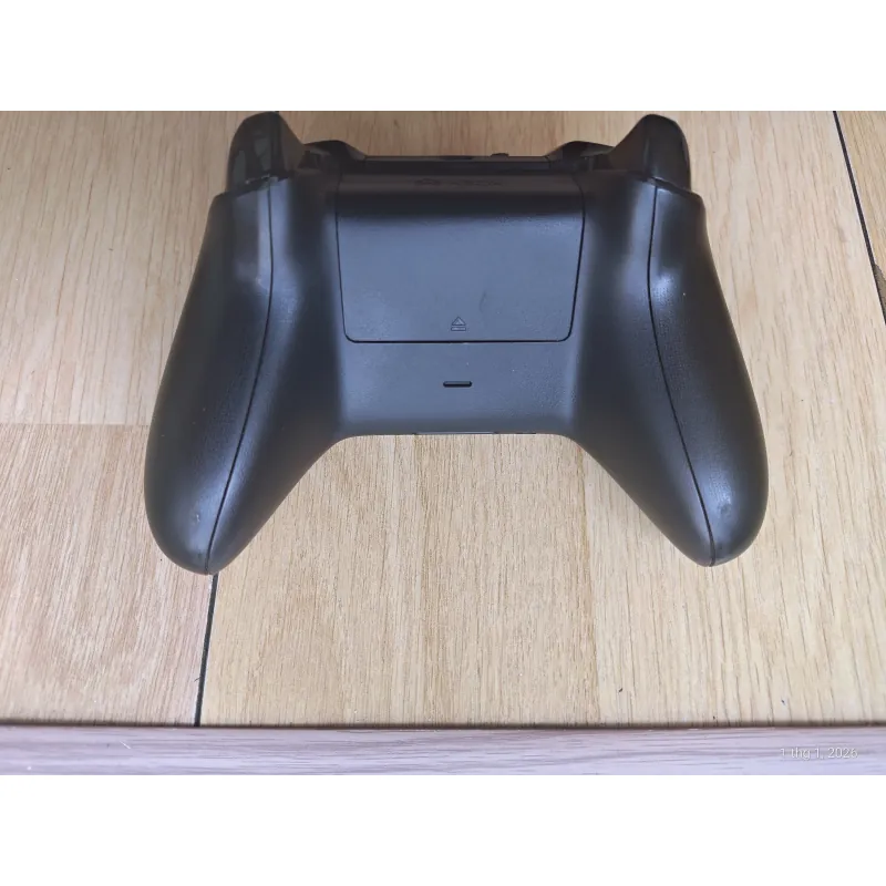 Tay cầm chơi game Xbox one series 754010