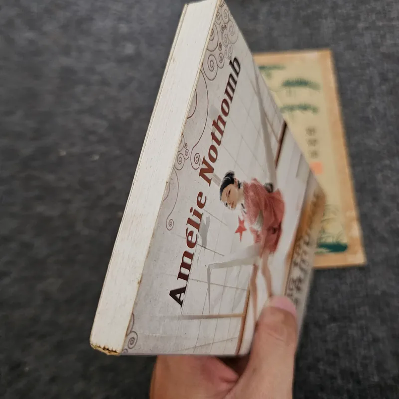 Vòng tay Samurai - Amelie Nothomb 734467