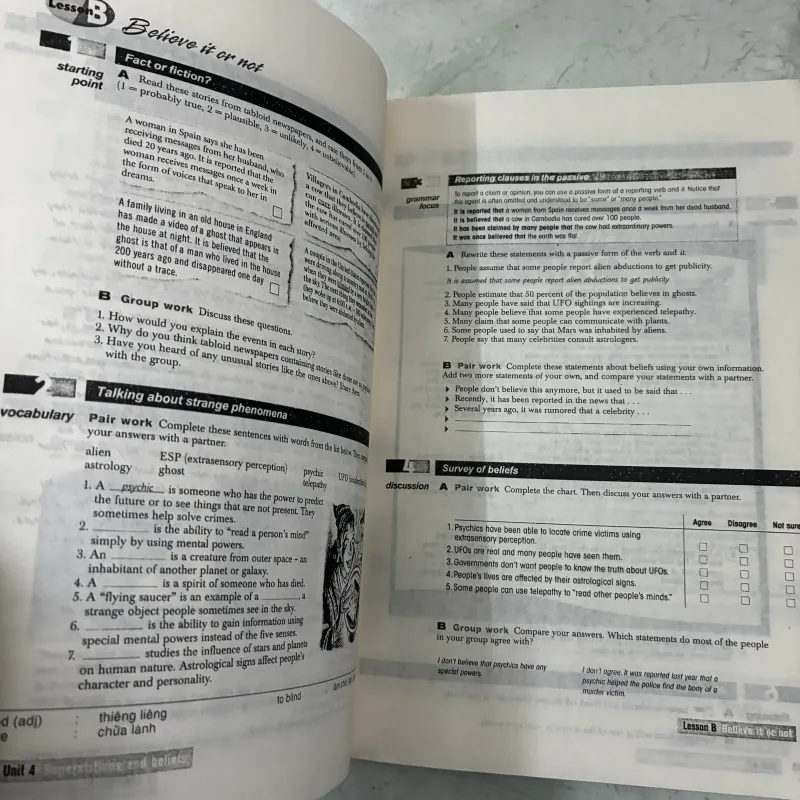 Passages (sách học tiếng Anh) 1038518