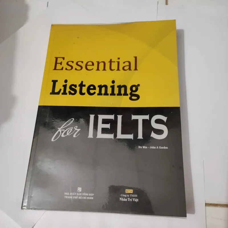 Essential Listening for IELTS (including CD) 1044599
