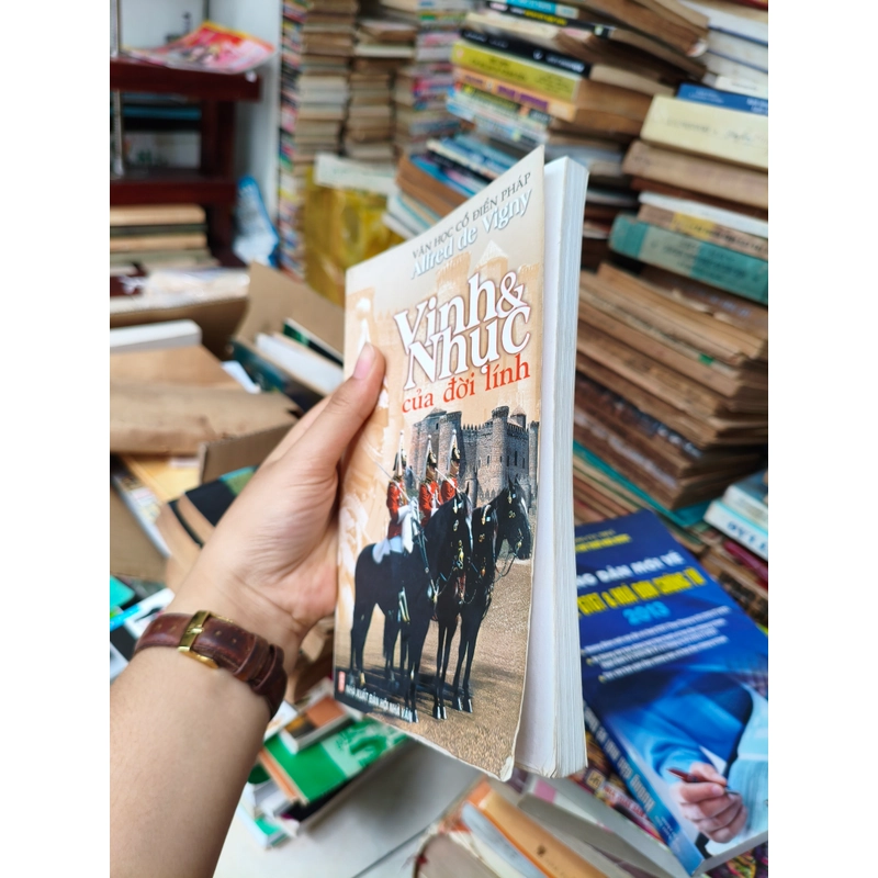 Vinh và nhục của đời lính 🌱 462298
