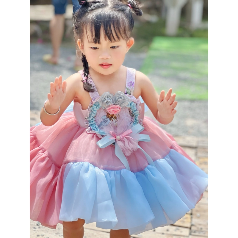 Đồ bé gái mặc 1 lần , độ mới 90% 529011