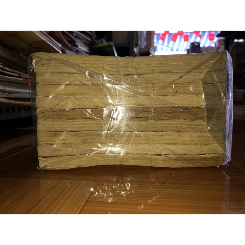 Thuyền viễn xứ  779654