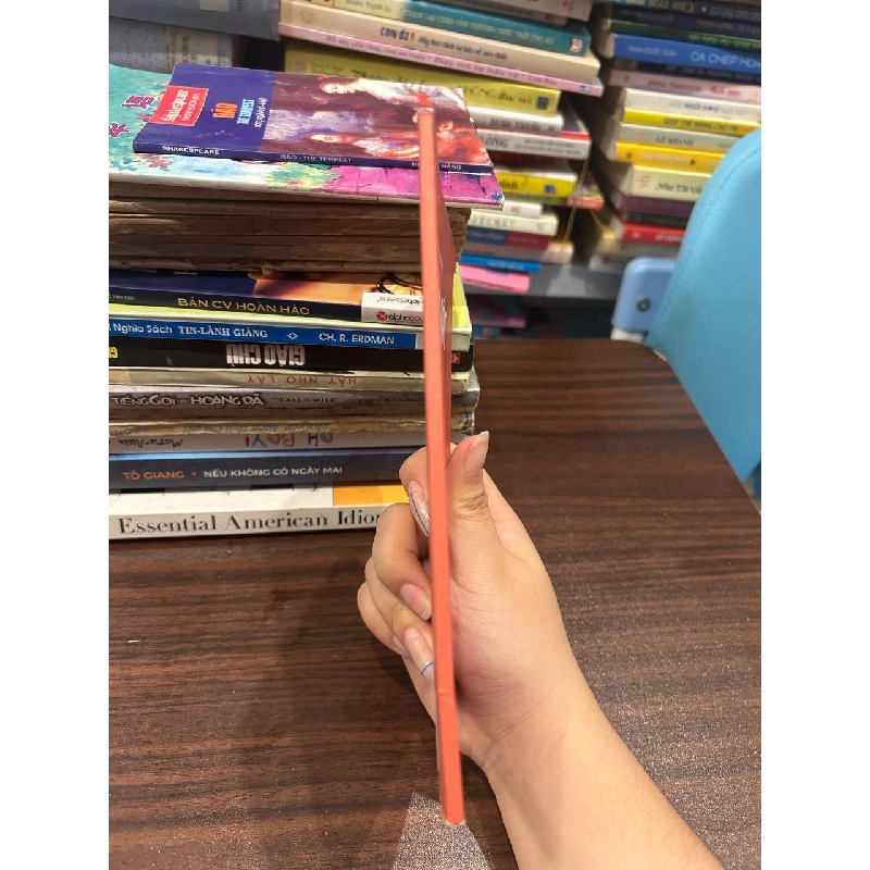 Cái Ấm Đất - Khái Hưng - Khái Hưng 1000715