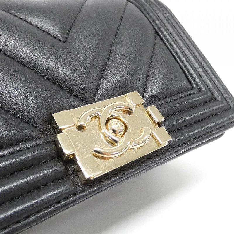 Túi xách vai Boy Chanel dòng 67364 613235