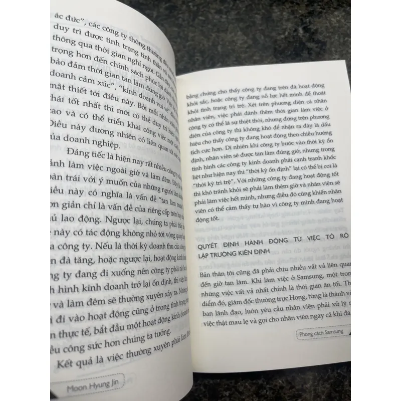 Phong cách Samsung Moon Hyung Jin DEAL 720194