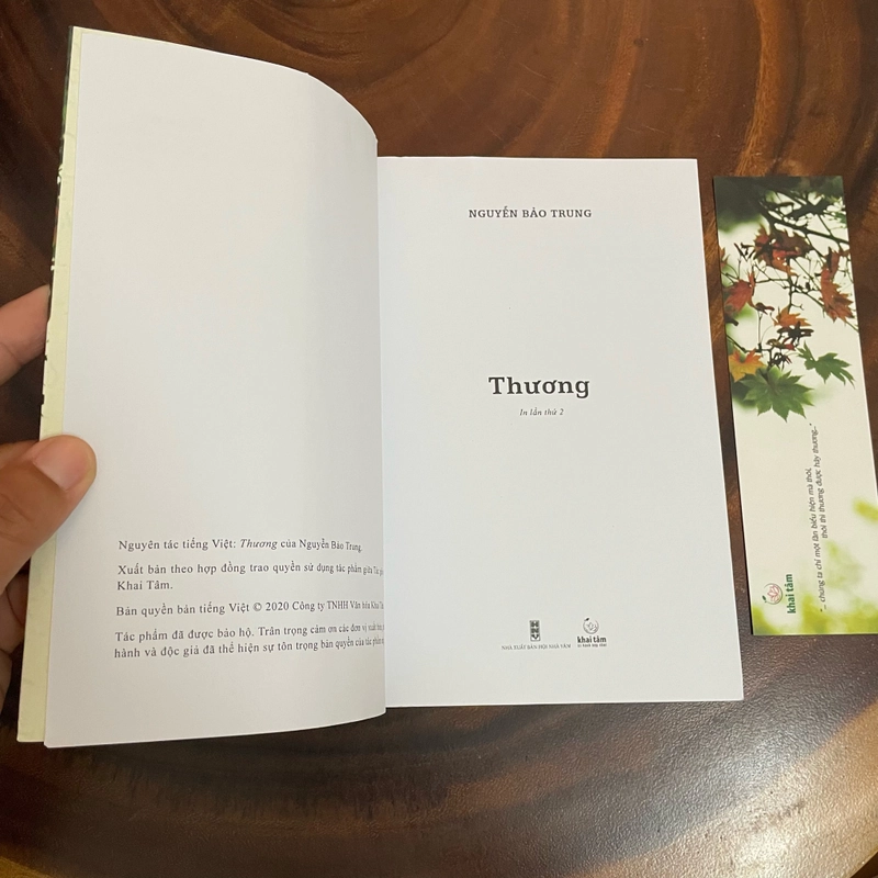 II Tựa sách: Thương - Nguyễn Bảo Trung - 2020 455231