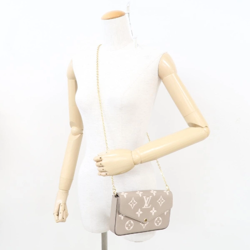 Túi xách Louis Vuitton Monogram Empreinte Bicolor Pochette Felicie M82610 - Hàng hiệu Authentic 769095