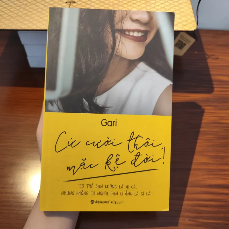 Cứ cười thôi, mặc kệ đời 562045