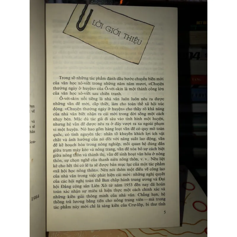 Chuyện thường ngày ở huyện - Va-len-tin Ô-vét-skin 799514