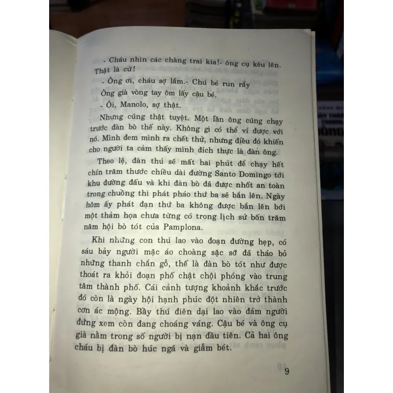Cát bụi thời gian - Sidney Sheldon 975442