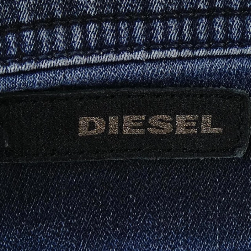 Quần jeans DIESEL - Hàng hiệu Authentic 887581