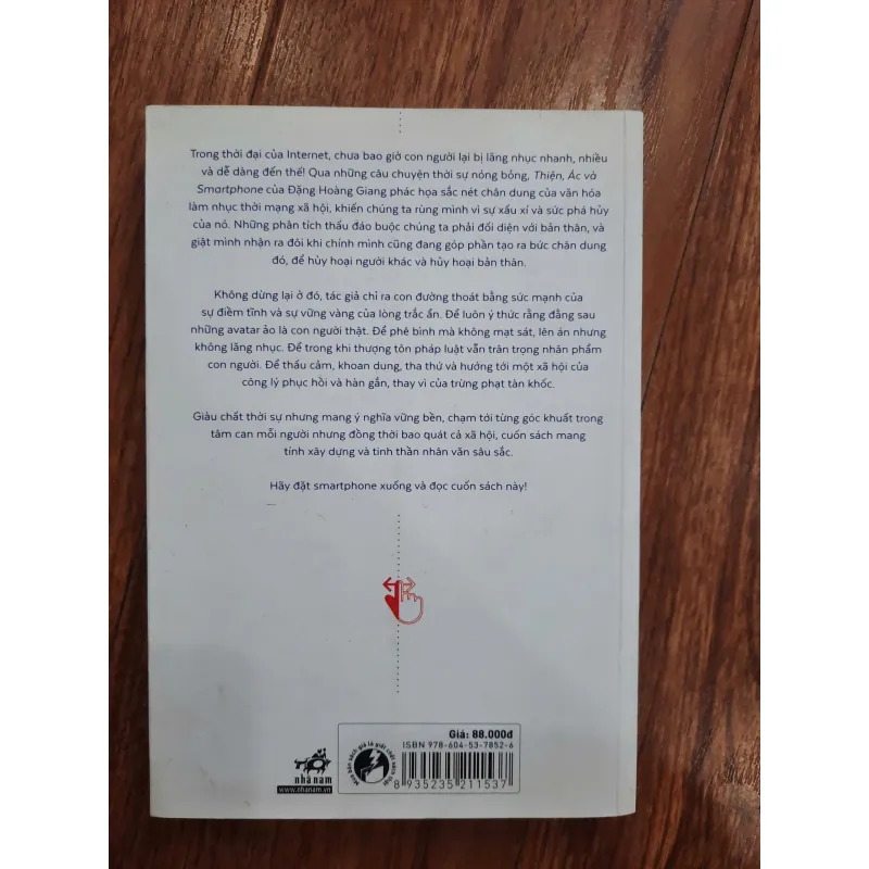 Sách Thiện ác smartphone 786629