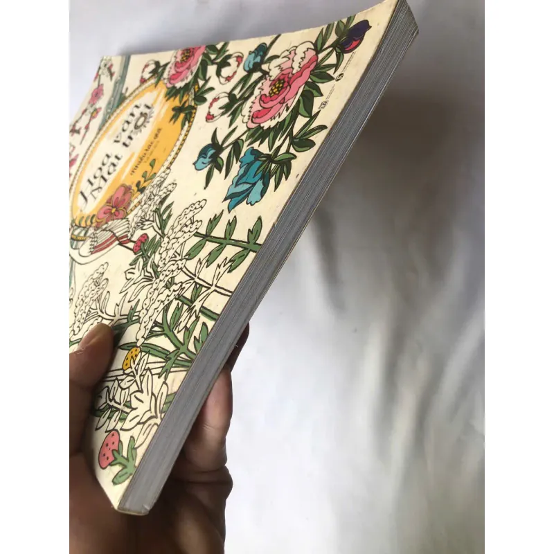 Sách tô màu Hoa văn mặt trời 731127