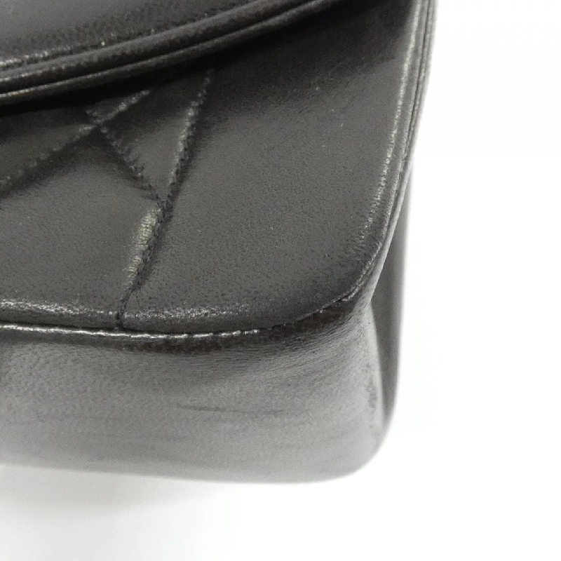 【Vintage】Túi xách chéo Chanel 01165 611775