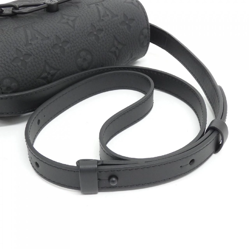 Túi đeo vai Louis Vuitton Trillon Monogram Steamer Wearable Wallet M81746 613179