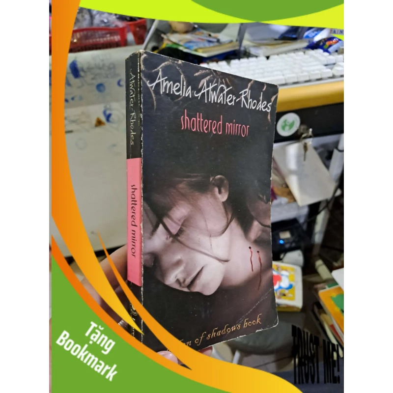 (TẶNG BOOKMARK) Shattered mirror - Rhodes VĂN HỌC - RBK0111 951660