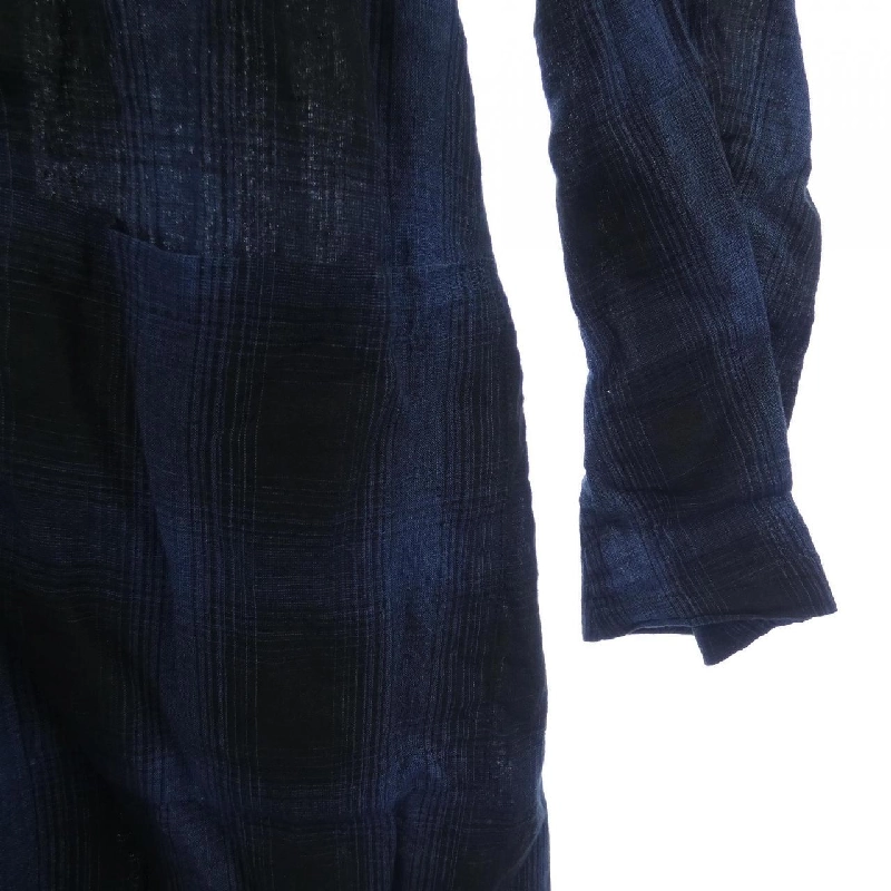 Áo khoác ATTACHMENT - Hàng hiệu Authentic 891051