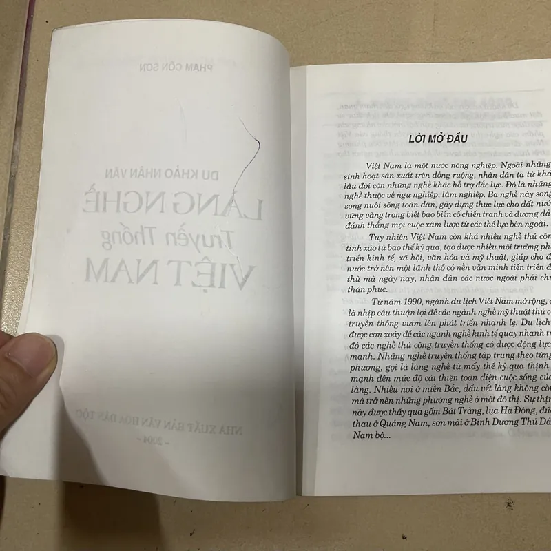 Làng nghề truyền thống Việt Nam - Phạm Côn Sơn (c43) 722286
