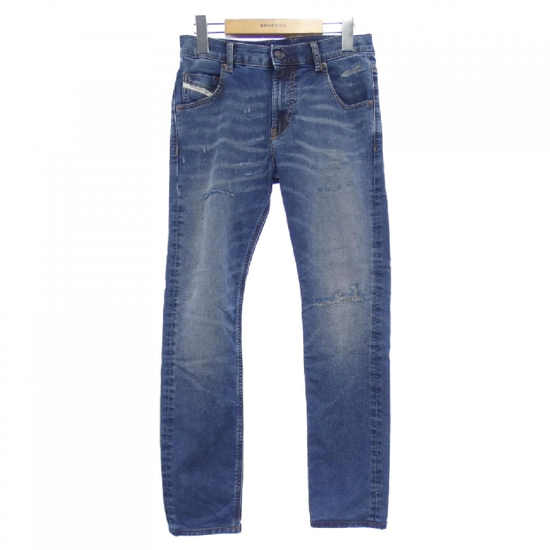 【Mã giảm giá】Quần jeans DIESEL 651739